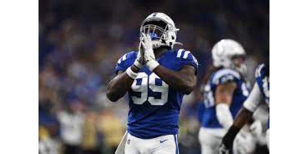 Justin Houston signe un contrat d'un an avec les Ravens de Baltimore